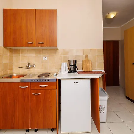 Apartamento Komfortables Nur 350 Meter Zum Mit Meerblick, Pool, Aussendusche *