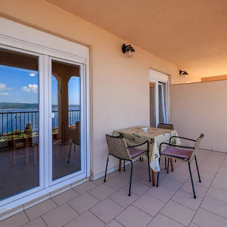 Komfortables Nur 350 Meter Zum Mit Meerblick, Pool, Aussendusche Apartament