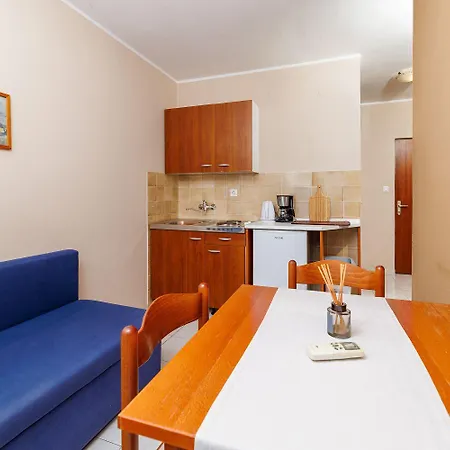 Komfortables Nur 350 Meter Zum Mit Meerblick, Pool, Aussendusche Apartament *