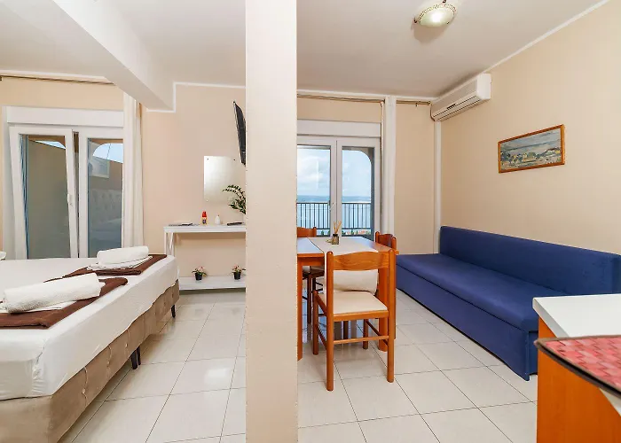 Komfortables Nur 350 Meter Zum Mit Meerblick, Pool, Aussendusche Apartman *