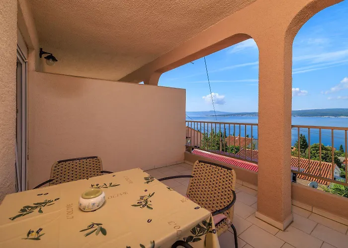 Komfortables Nur 350 Meter Zum Mit Meerblick, Pool, Aussendusche * Dramalj