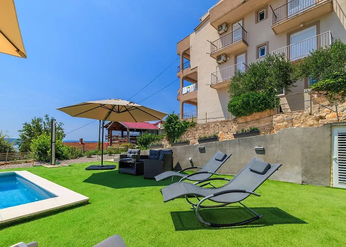 Komfortables Nur 350 Meter Zum Mit Meerblick, Pool, Aussendusche